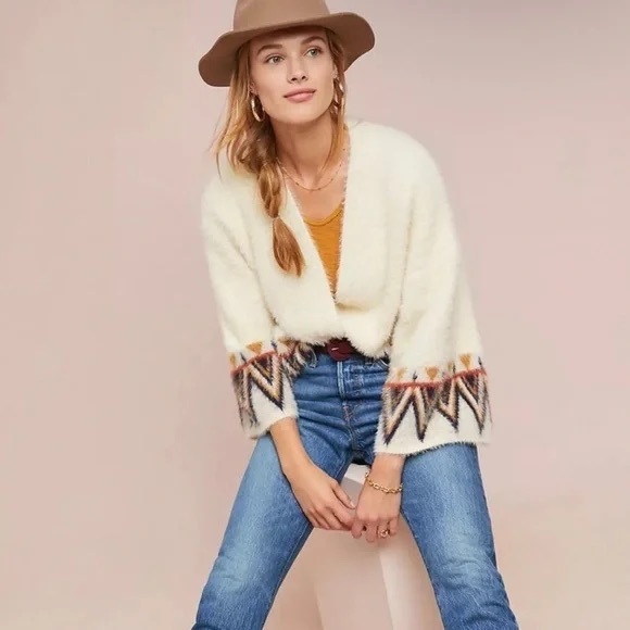 Anthropologie Sweaters - Anthropologie Maya Kimono Aztec Cardigan
Sweater Bohemian Off White One Size